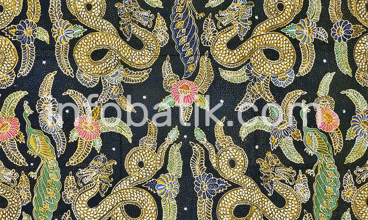 Batik Indonesia Motif Naga